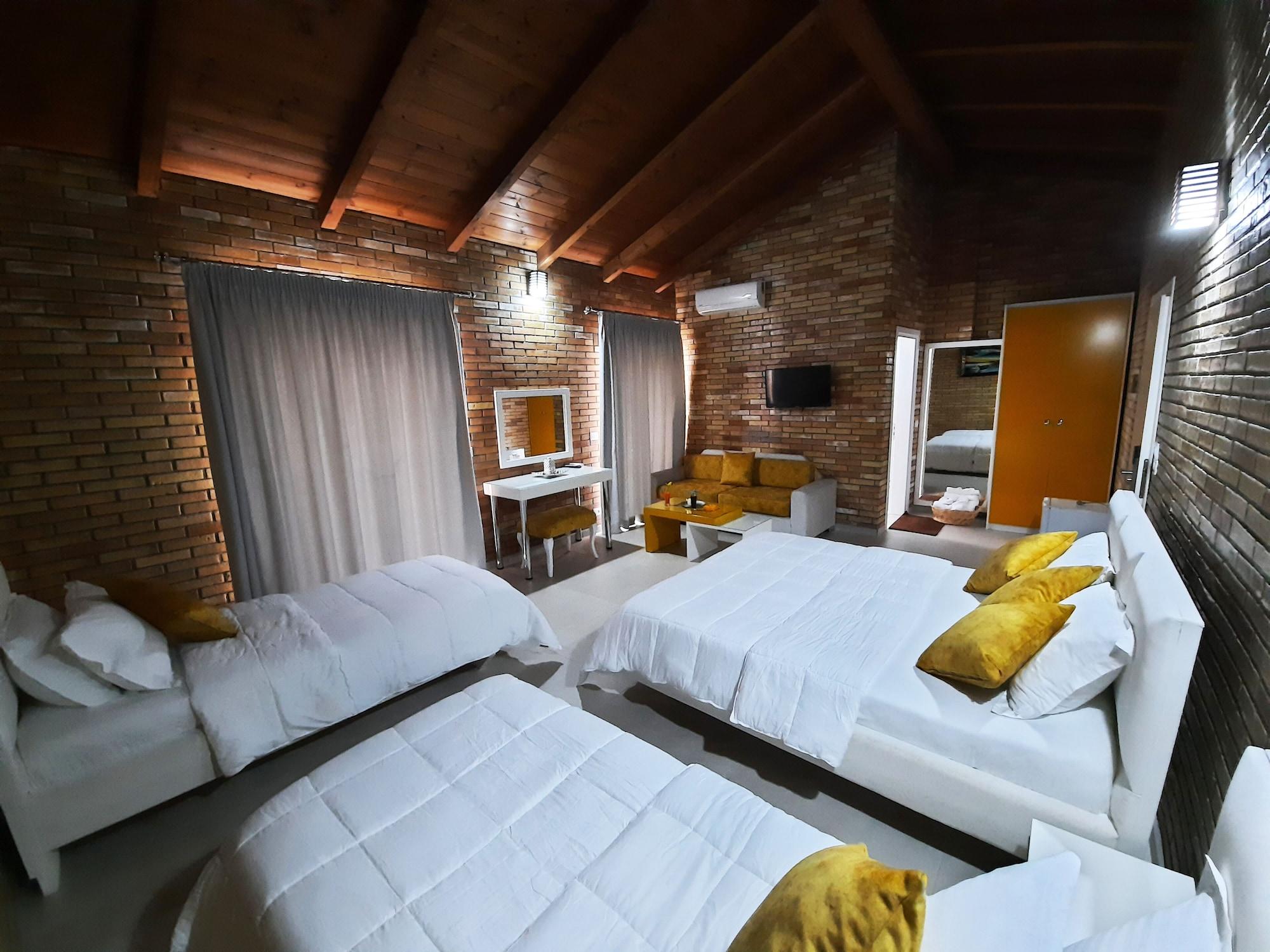 Piccolino 3* Sarandë