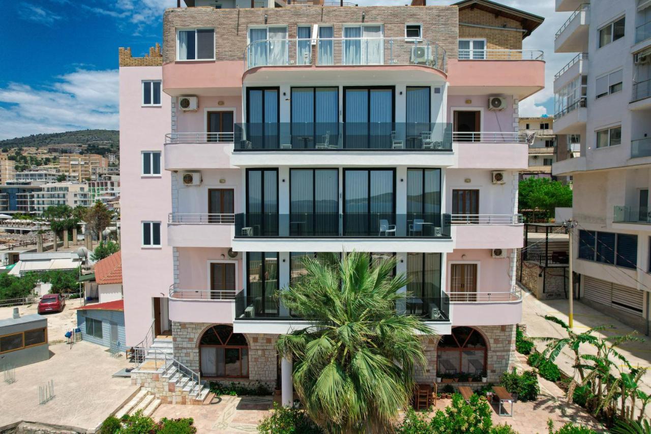 Piccolino 3* Sarandë