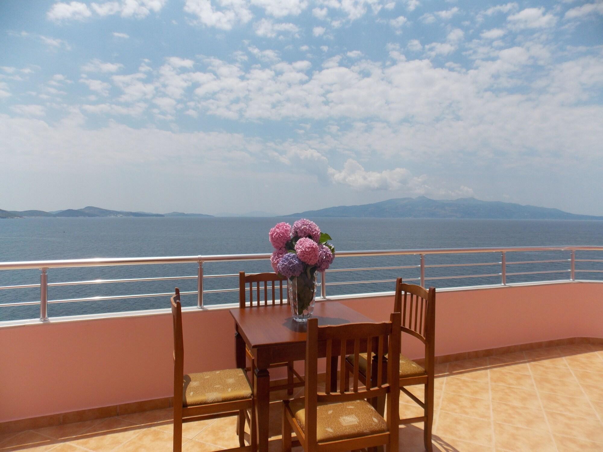 Piccolino Hotel