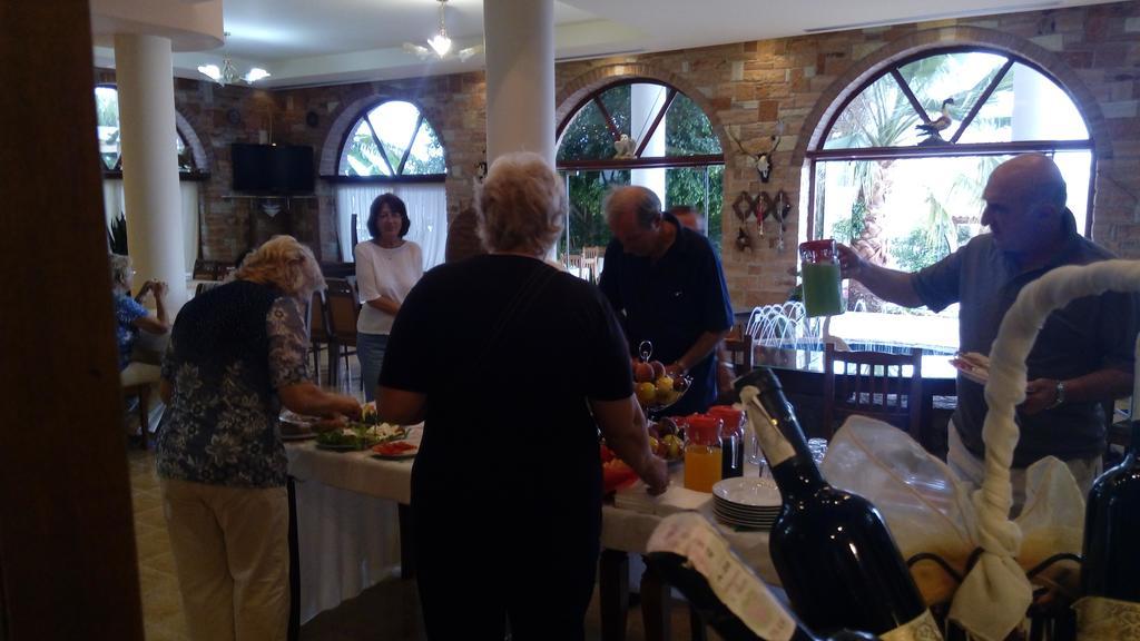 Piccolino Hotel Sarandë