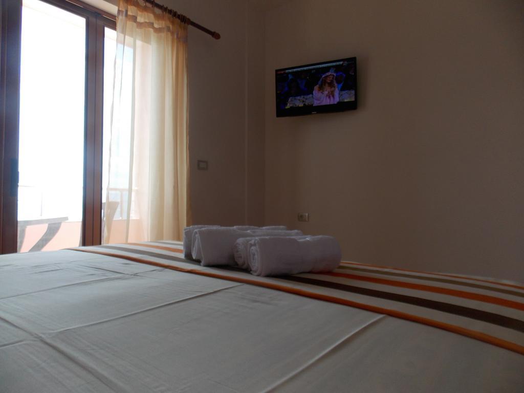 Piccolino 3*