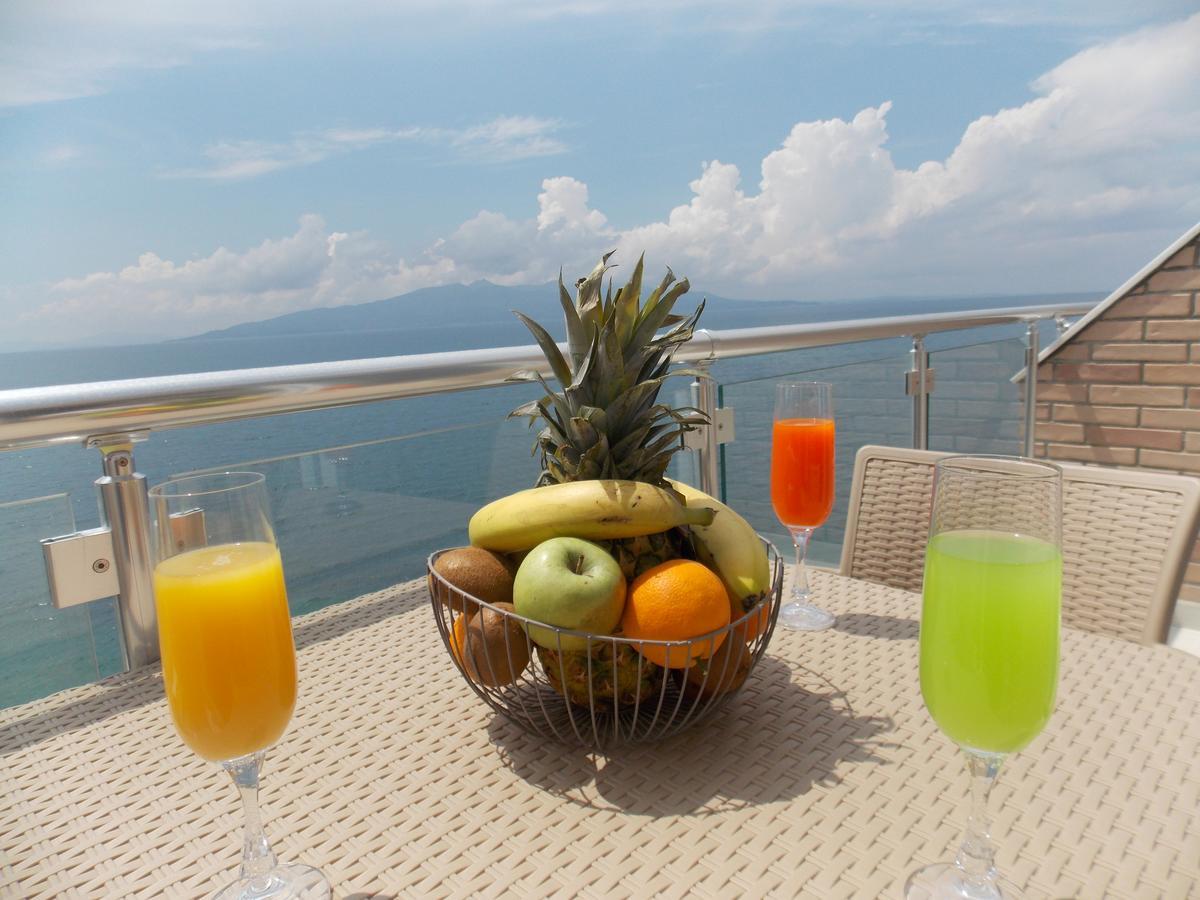 Piccolino 3* Sarandë